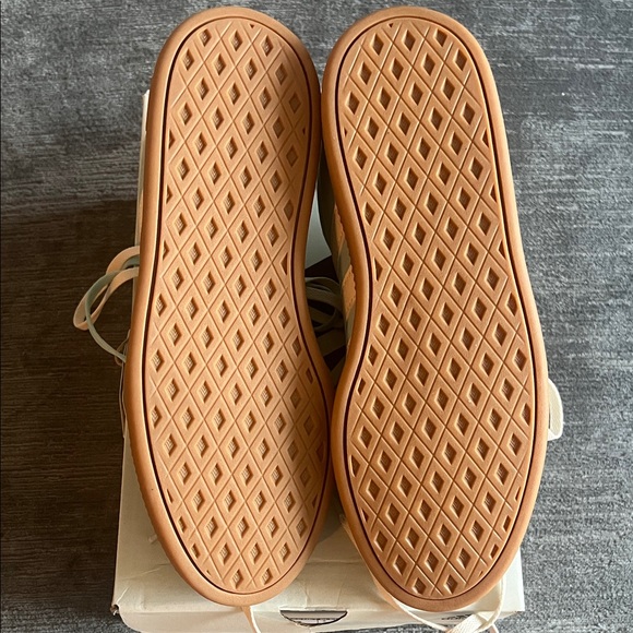 Adidas Breaknet Sleek Suede Adidas size 7 women - Picture 3 of 6